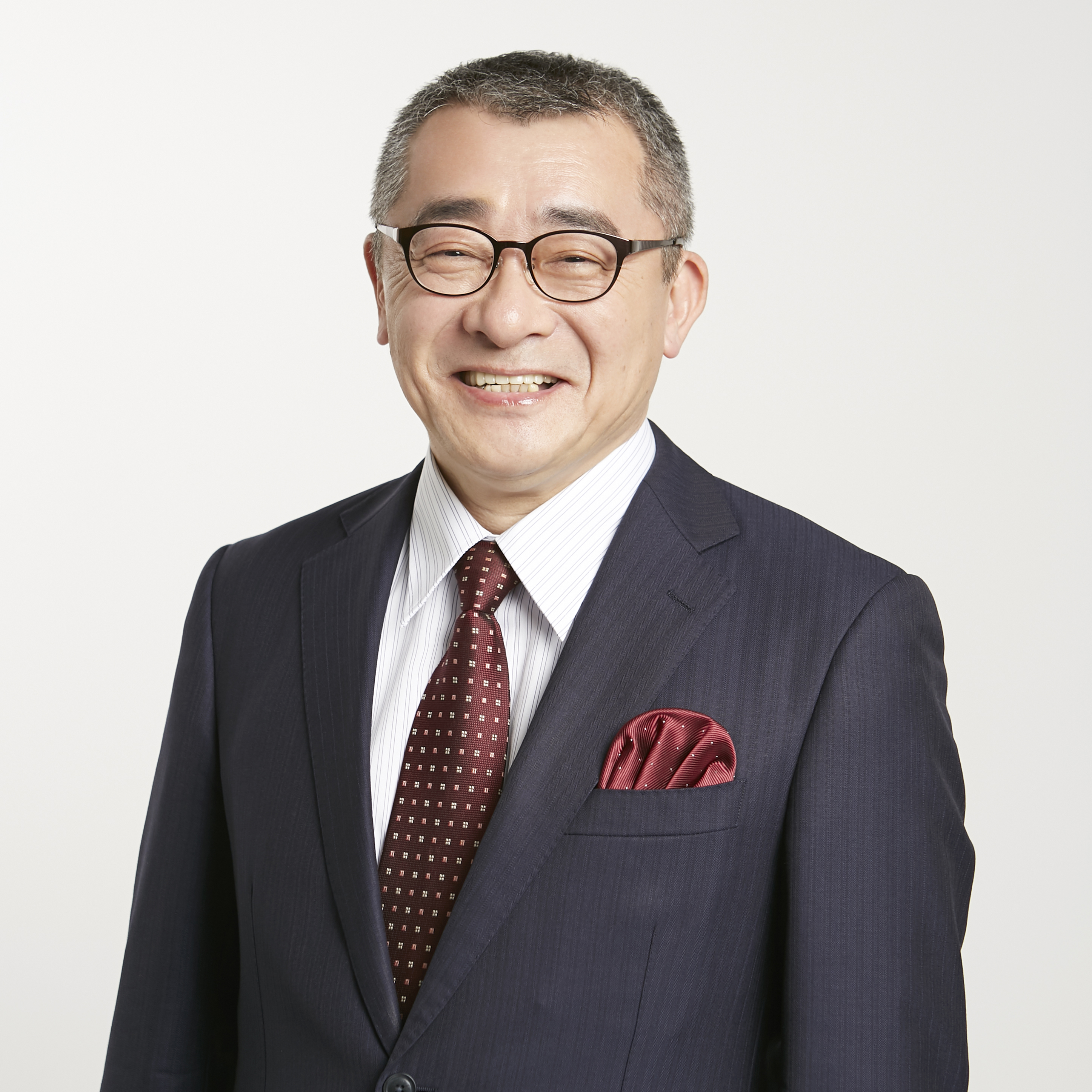 取出 新吾