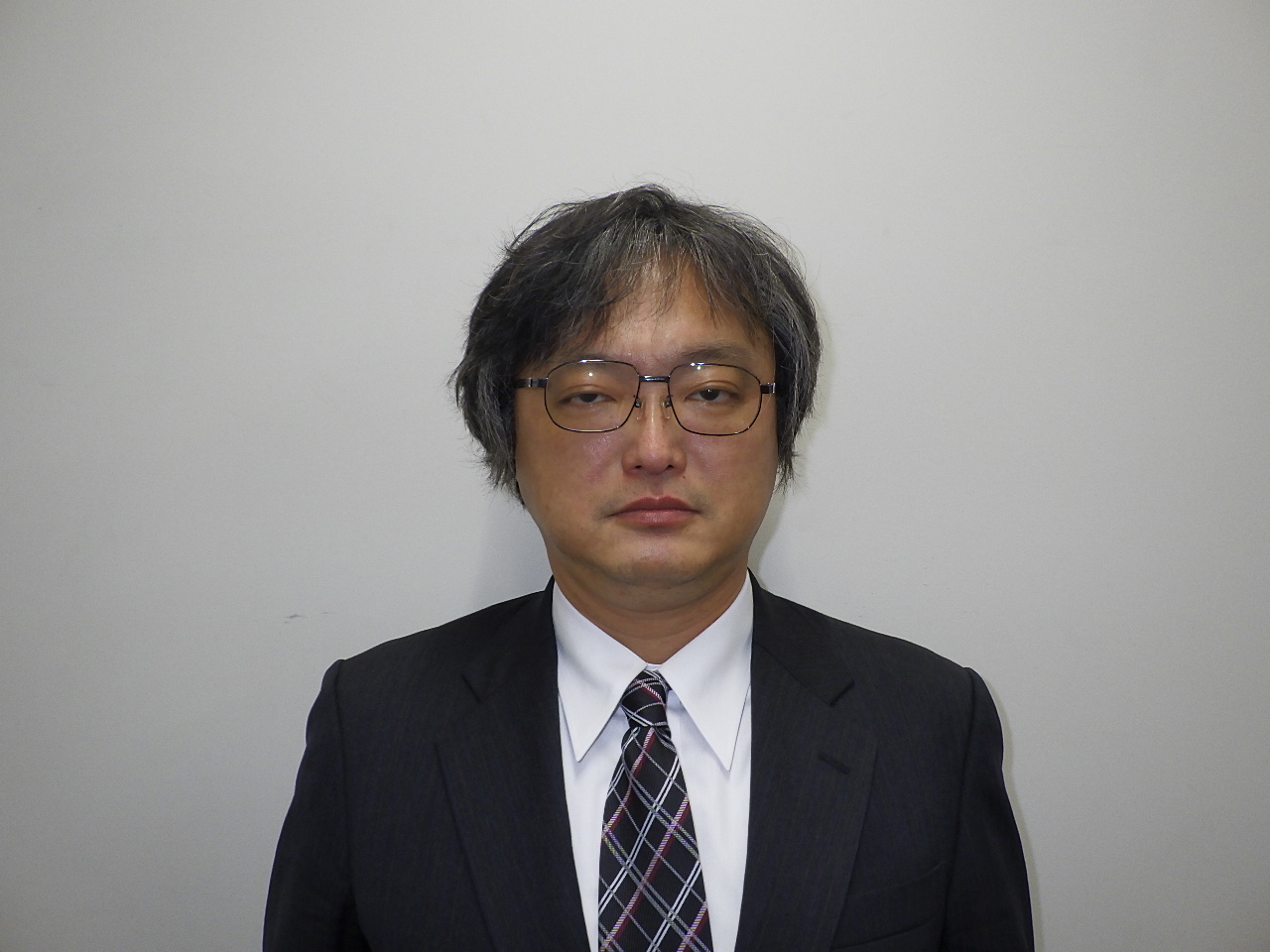 鈴木 明 氏